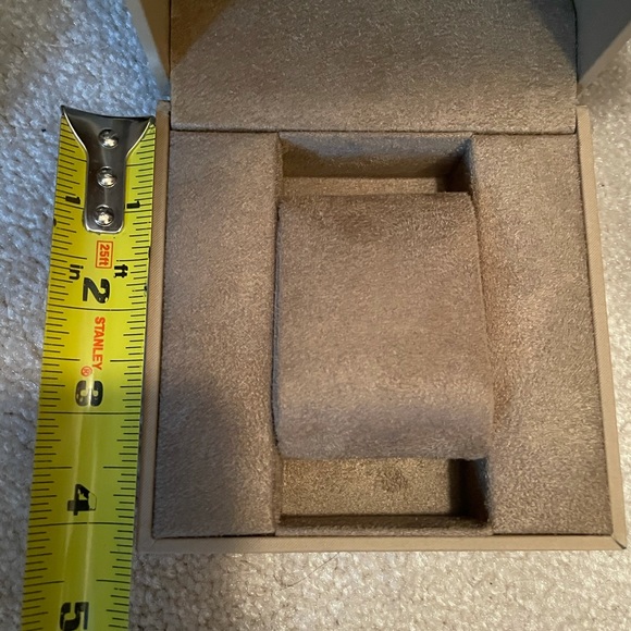 2/$40 Burberry case authentic includes certificate book - Picture 8 of 10